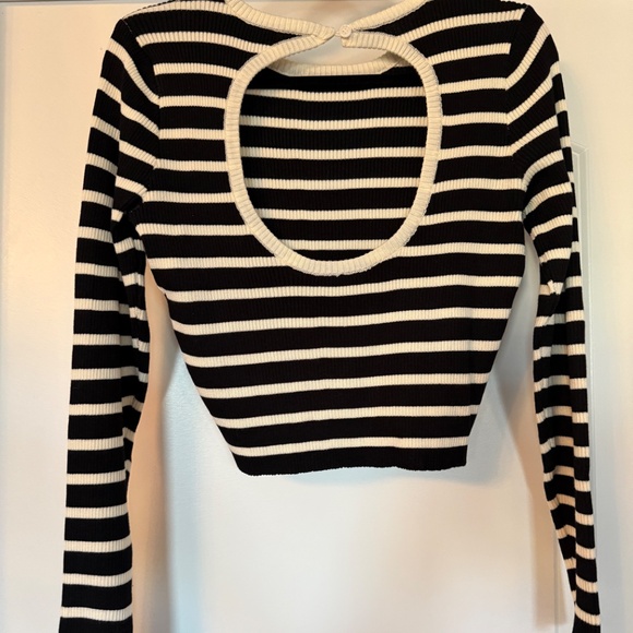 Striped two piece skirt set - Picture 2 of 2